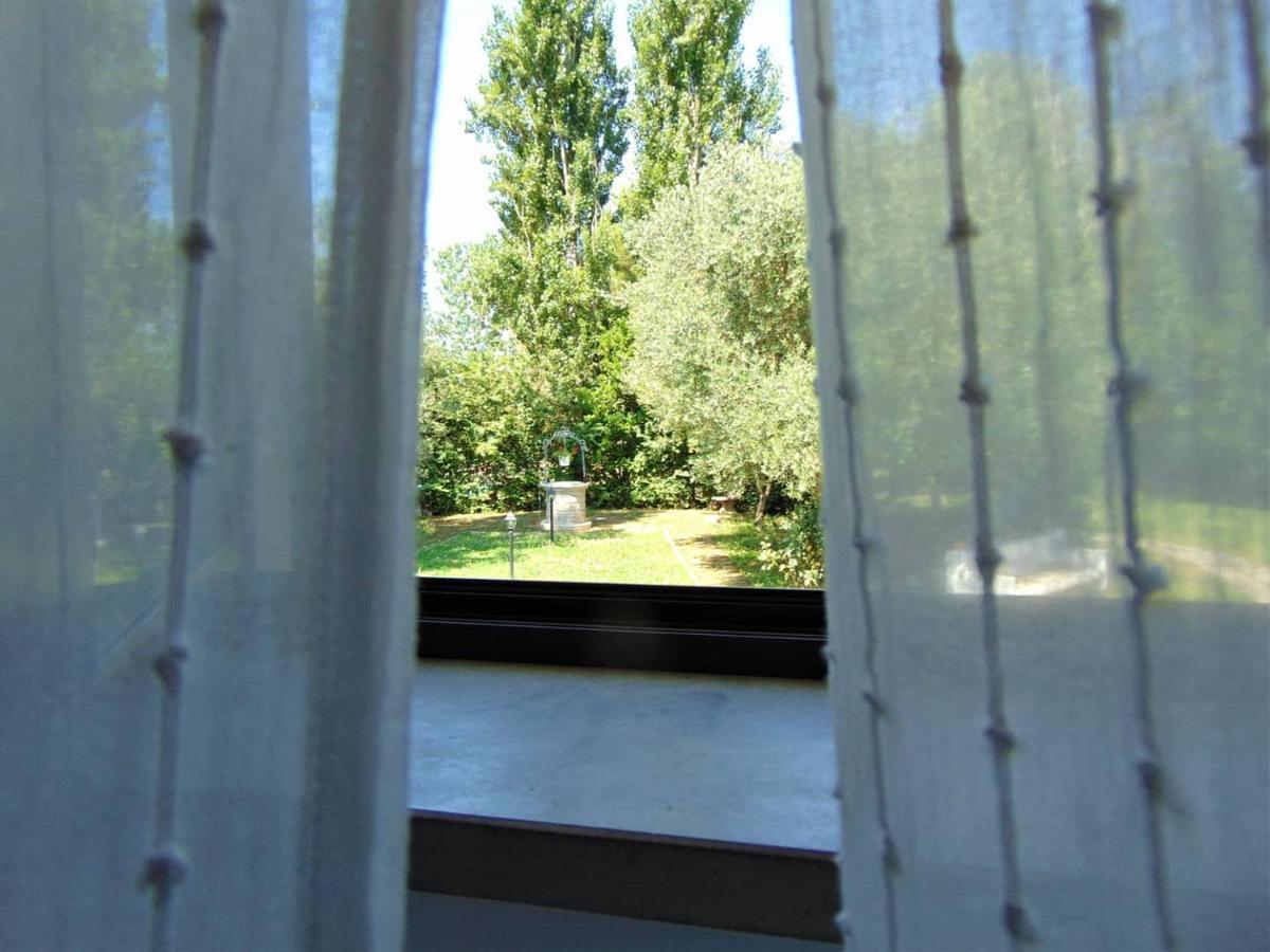 Casale Rurale Bed and Breakfast San Marco Evangelista Værelse billede