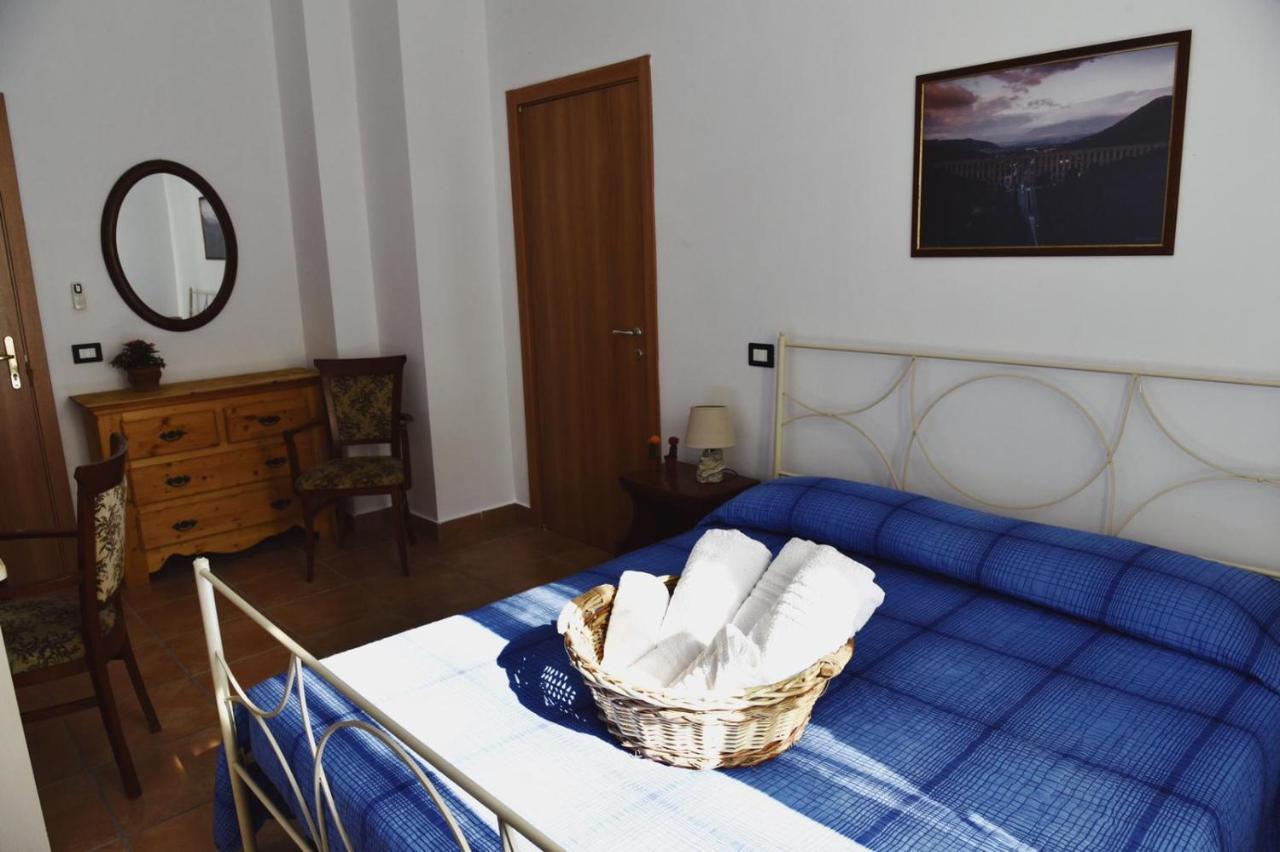 Casale Rurale Bed and Breakfast San Marco Evangelista Eksteriør billede